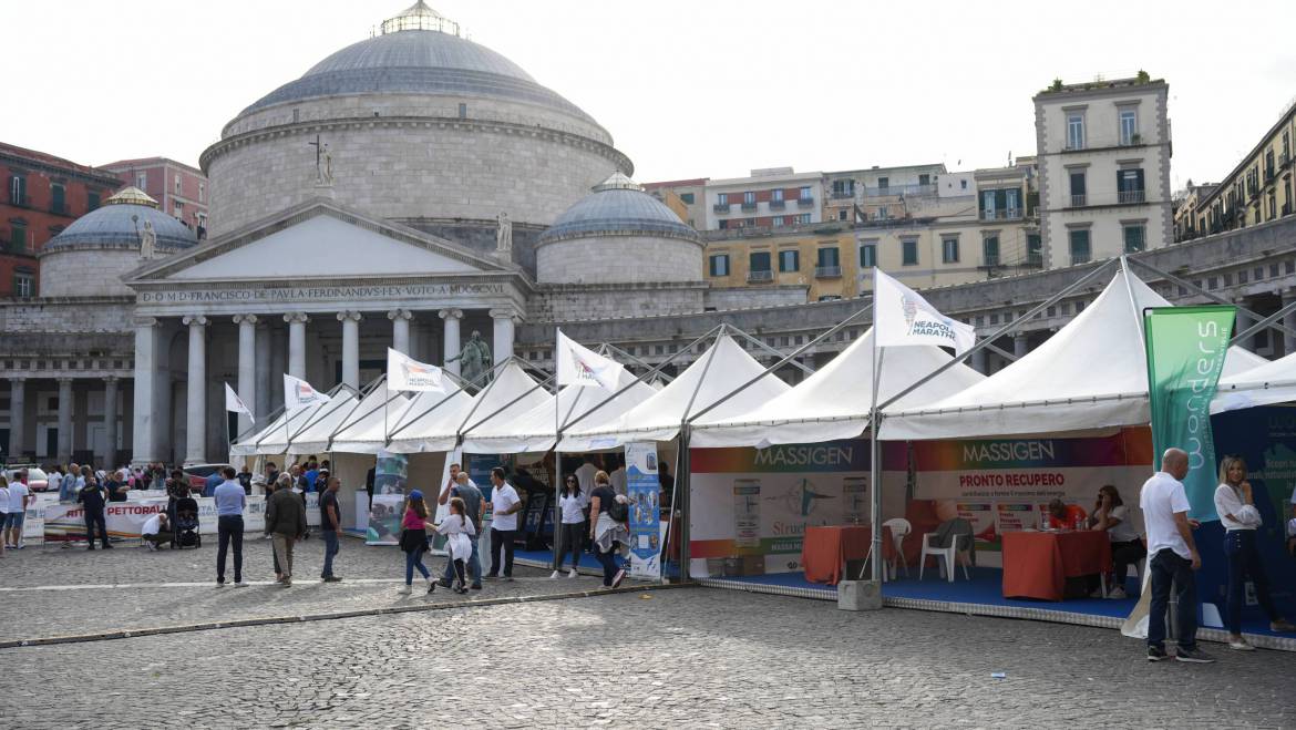 29/09/2023 Apre il villaggio in piazza del Plebiscito